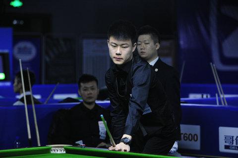 员庆祝场景 员庆祝场景